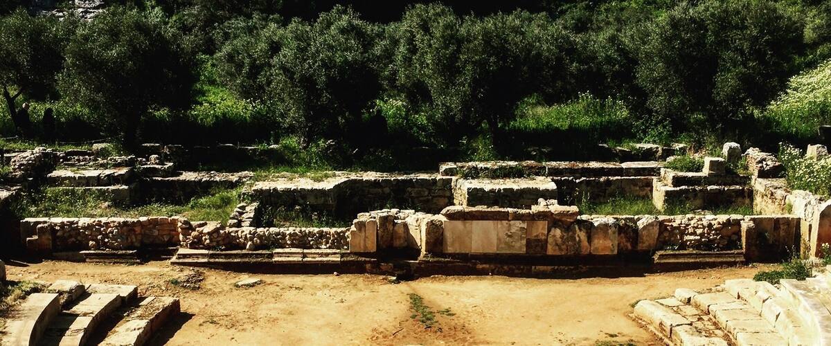 A hidden gem near Chania.  Parking, walking and exploration of amazing Roman ruins in a truly beautiful setting. If you want a lovely surprise stand on the stone in the centre and hum or sing.  It’s wonderful.