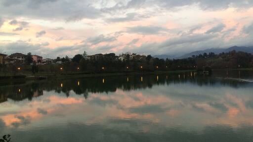 The small lake in Vicchio...fabulous walk around it!!!