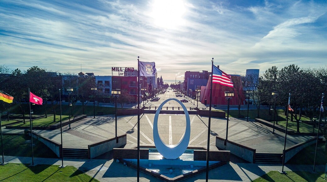 Nice city park near the Saginaw river