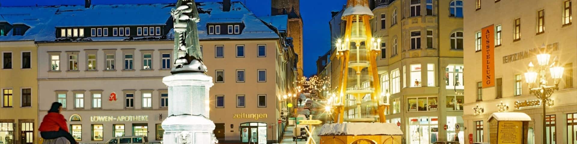Annaberg-Buchholz welches beinhaltet Statue oder Skulptur, Monument und Schnee