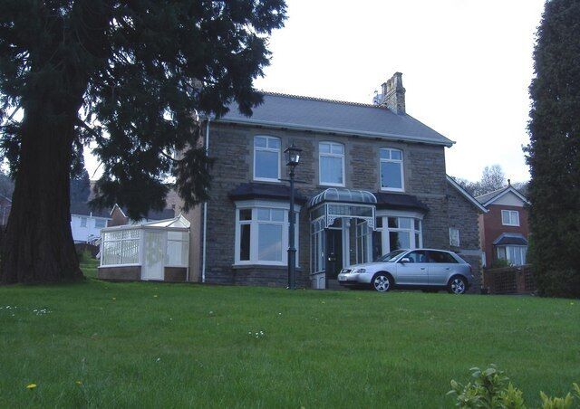 Park View, Sunnybank Road