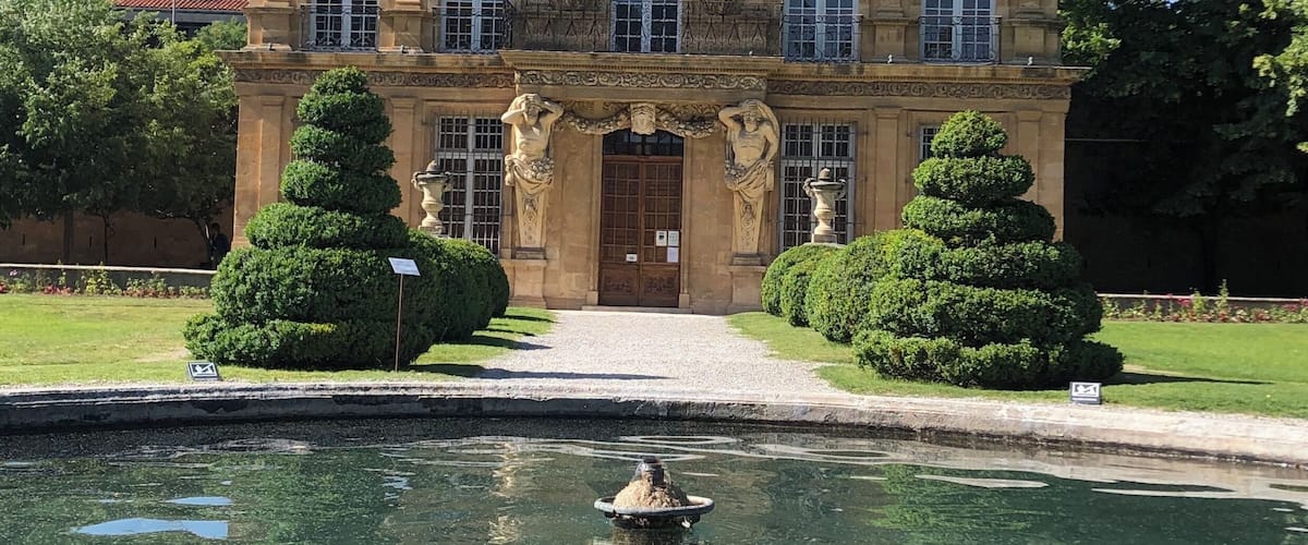 Lovely gardens and museum located in a 17th century nobleman’s mansion.