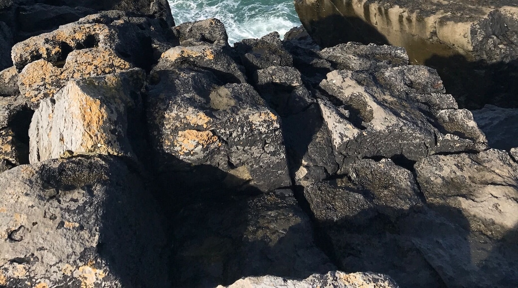From Galway to Killarney but not without a stop to get a view of the Atlantic from above. #ireland#countyclare
