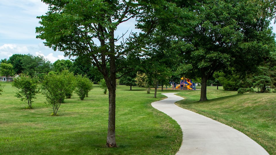 015-park_landscape-ankeny-30jul20-08x12-008-400-7441