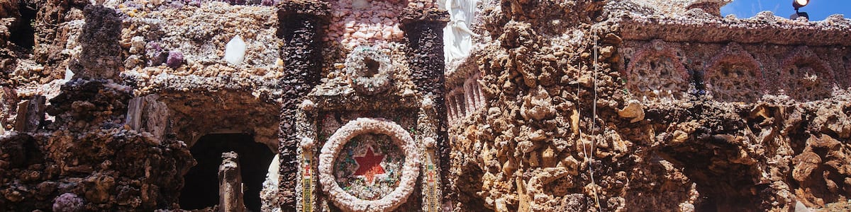 The Grotto of the Redemption (West Bend, Iowa)