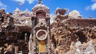 The Grotto of the Redemption (West Bend, Iowa)