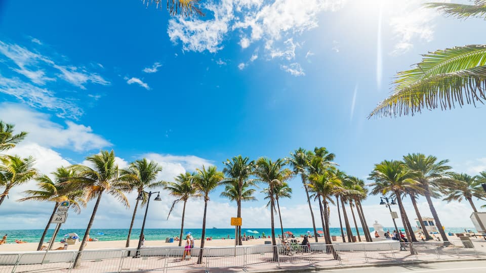 People at the beach in Fort Lauderdale