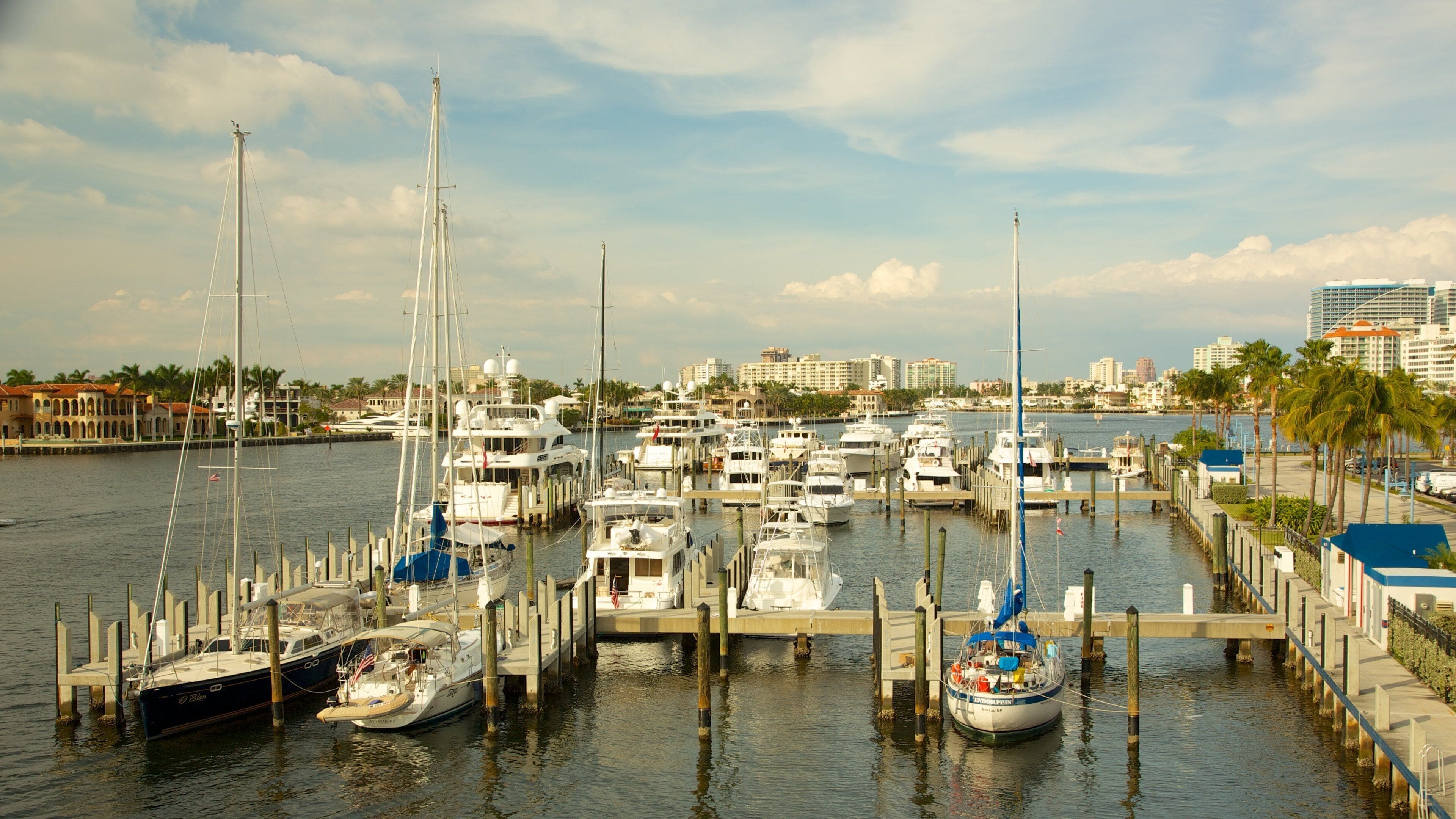 Fort Lauderdale das einen Bucht oder Hafen, Bootfahren und Marina