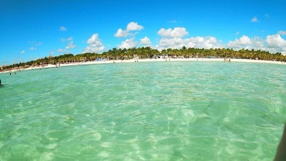 View from the ocean #gopro #swimming #whataview #mexico #whitesand #ocean #playacar #playadelcarmen #mexico
