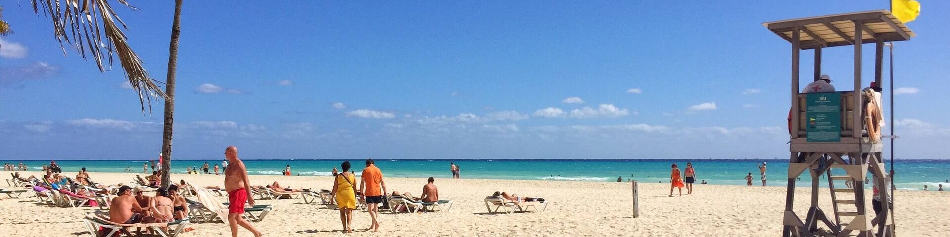 One of the must beautiful beaches in the world!!! Stunning!
#mexico #caribe #beach #sun #palms #waterlust