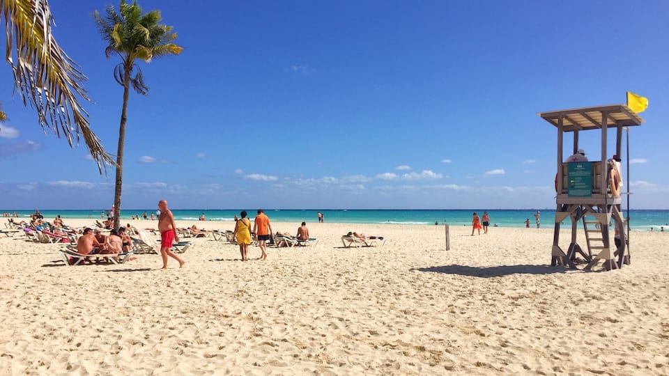 One of the must beautiful beaches in the world!!! Stunning!
#mexico #caribe #beach #sun #palms #waterlust