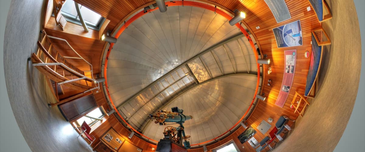 Oakland which includes an observatory and interior views