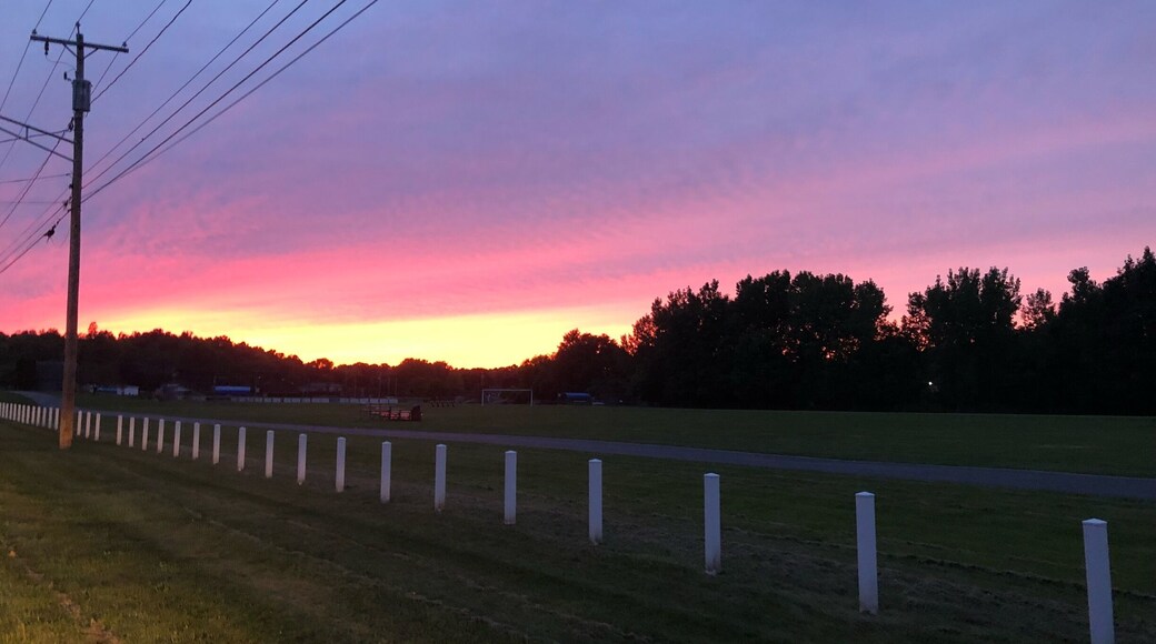 Such a stunning sunset I just pulled over for the picture