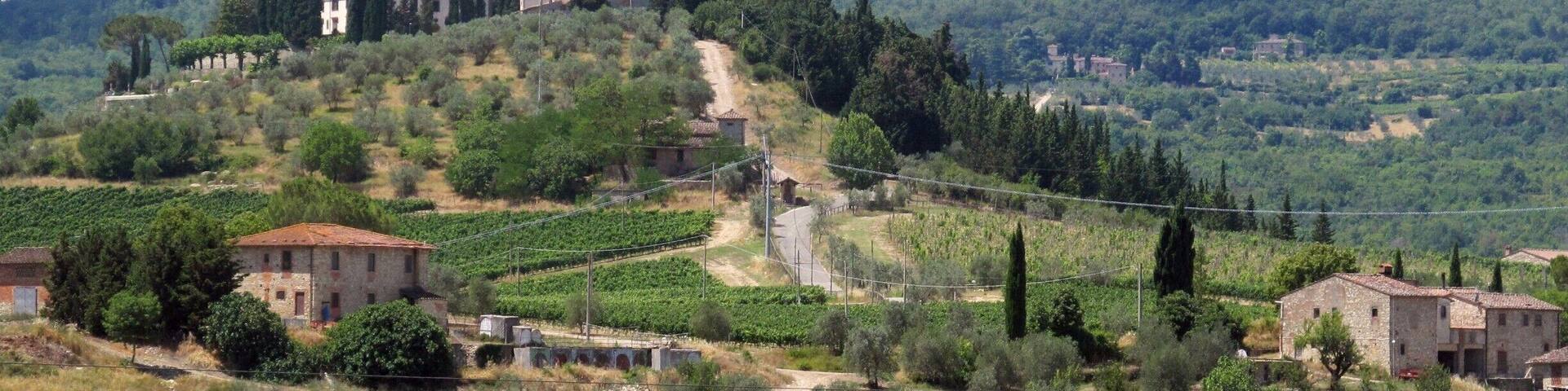 Stunning view of the Toscana, in our #roadtrip through Italy. Beautifully Italy!