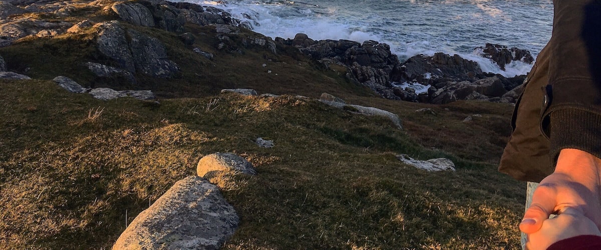 If you've ever wondered it might feel like to stand at the edge of the world, I highly recommend taking a walk to this secluded location. 
#BVSBlue
#outdoors 
#ireland