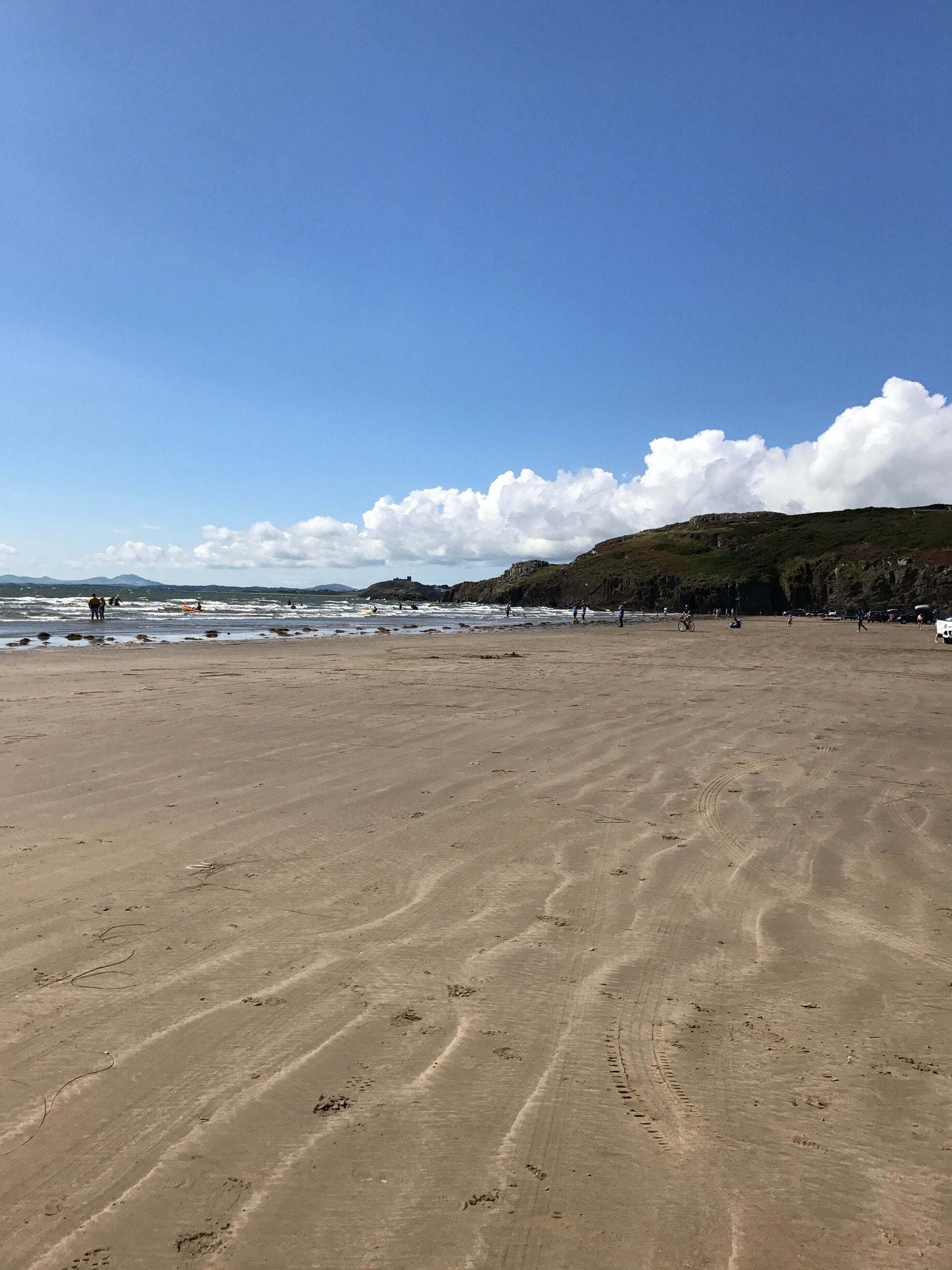 Beautiful day on the beach we drove on was £5 to park the car all day 2017 