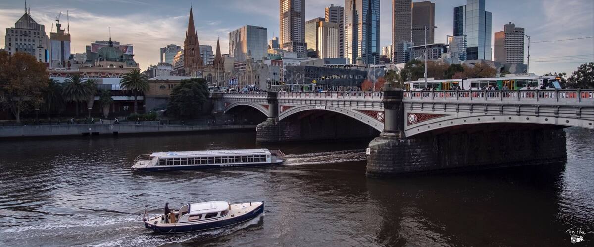 You can get a great view of the Flinders street station and the Melbourne city skyline from this vantage point.
I would love to come over to Greece and learn new skills as part of your workshop but as I live in Australia I will have to wait until you visit to catch up with you. #BvSCrete