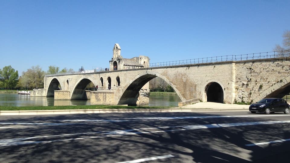 The famous Pont d'Avignon, France 🇫🇷