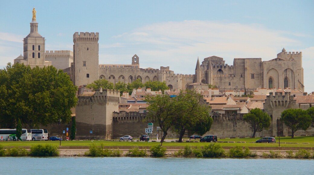Avignon showing a river or creek, heritage architecture and heritage elements