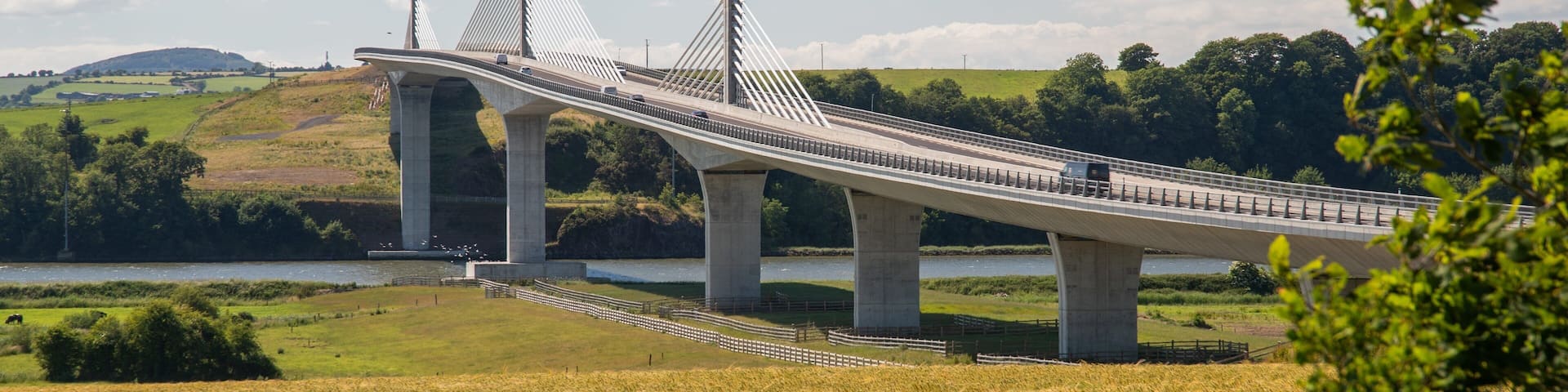 New Ross showing tranquil scenes and a bridge