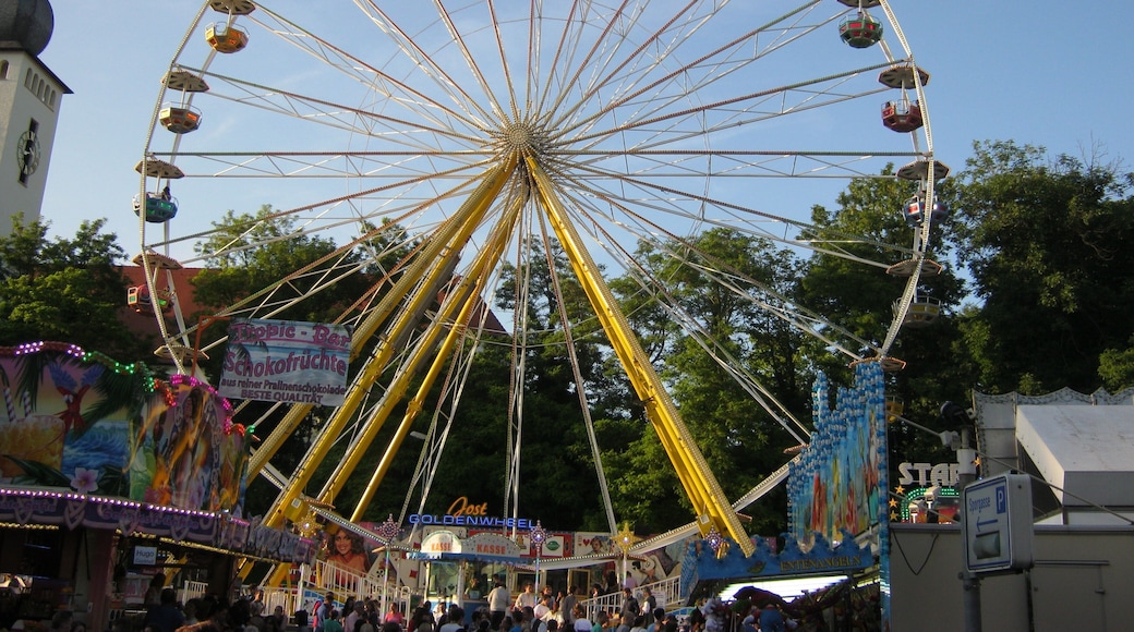 Riesenrad auf dem Peter- und Paul- Fest in Bretten Camera location 49° 02′ 12.93″ N, 8° 42′ 33.53″ E View this and other nearby images on: OpenStreetMap - Google Earth 49.036924; 8.709315