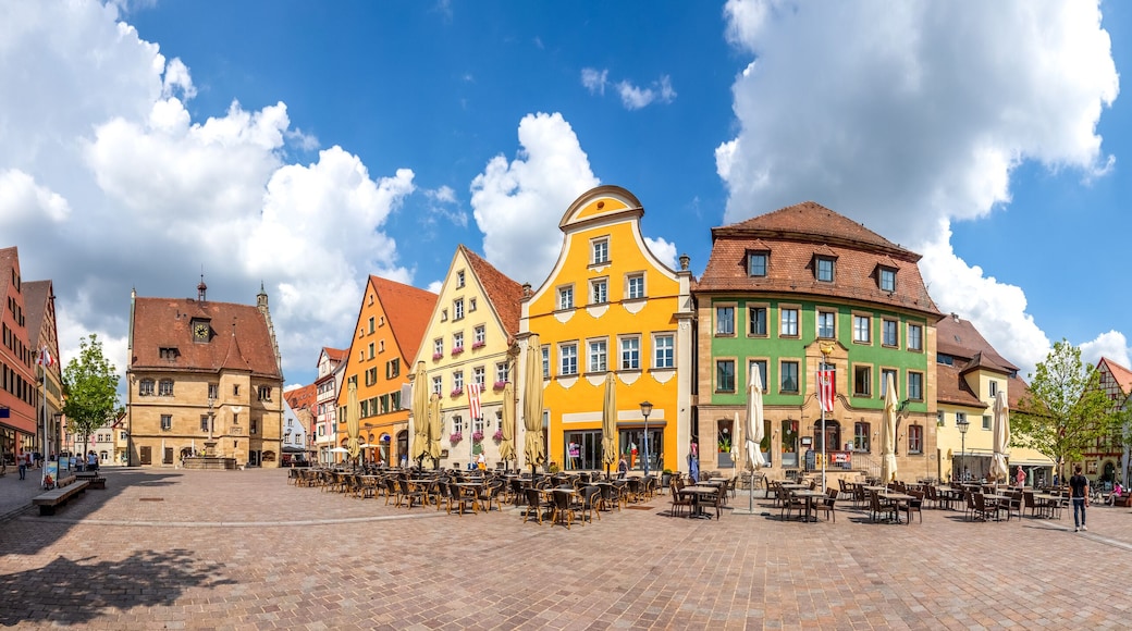 Panorama Altes Rathaus und Marktplatz, Weissenburg in Bayern, Deutschland