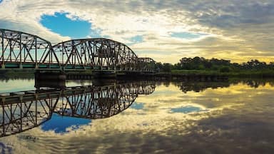 East Pearl River Bridge at sunrise