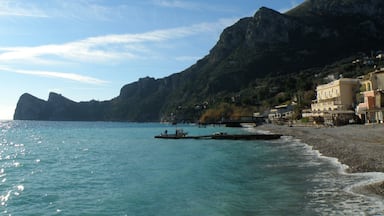 Marina del Cantone