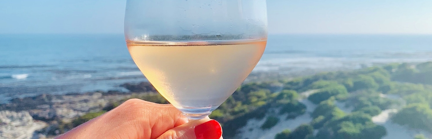 Hermanus is a small town along the South African coast line. Ice cold white wine and BBQ on the terrass is a must after a day in the sun! #LifeAtExpedia
