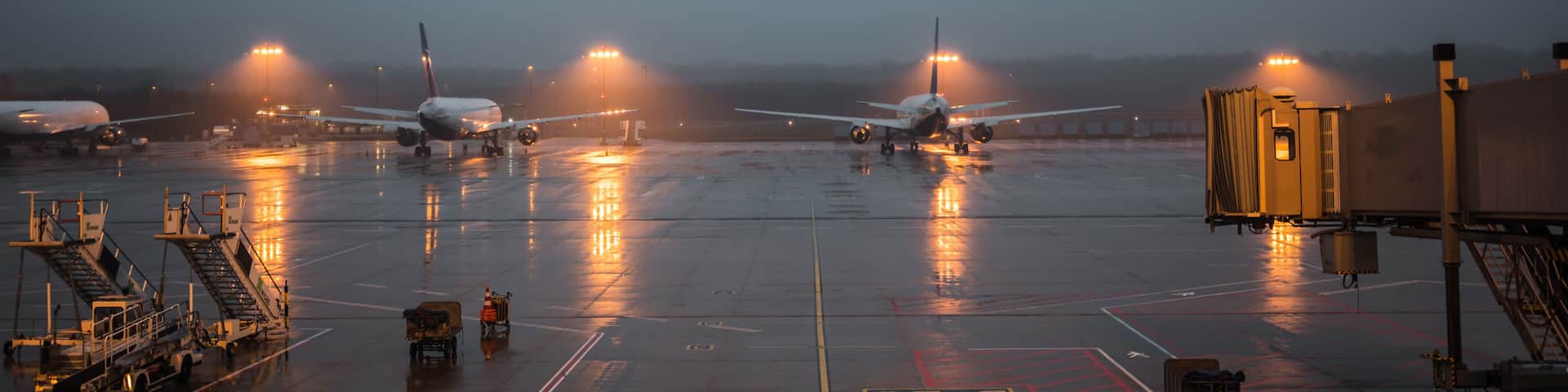 Le Mesnil-Amelot Hotel Guide