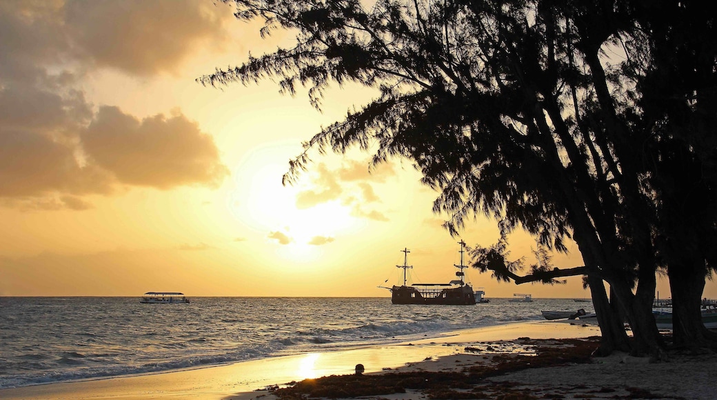 Sunrise on the popular Bavaro Beach outside of Punta Cana, Dominican Republic.