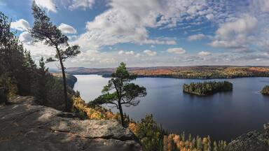 Looking west over Whitefish Lake from Centennial Ridges Trail in Algonquin Provincial Park, Ontario, Canada