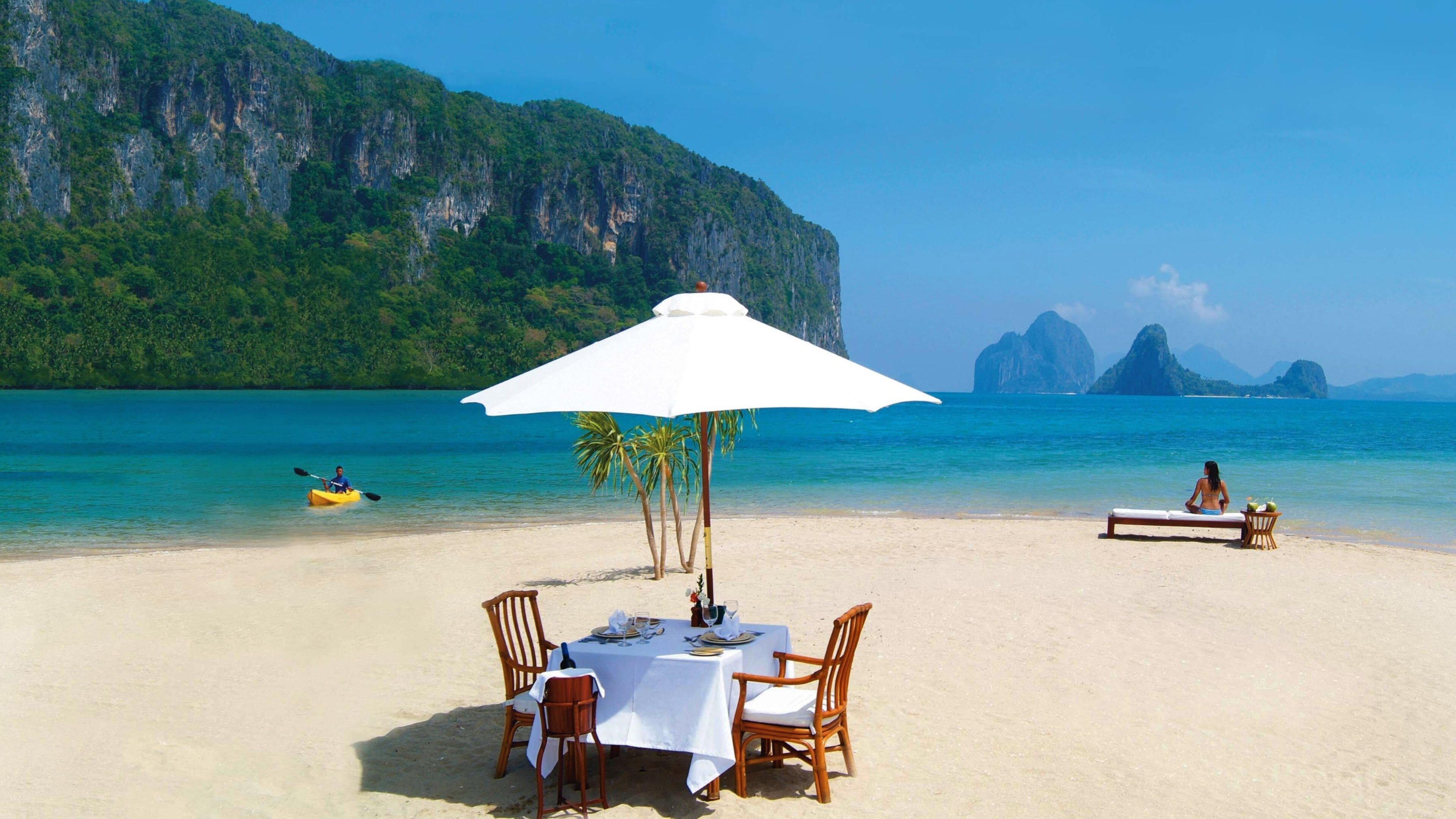 パラワン 表示 カヤックあるいはカヌー, 常夏の風景 と 砂浜