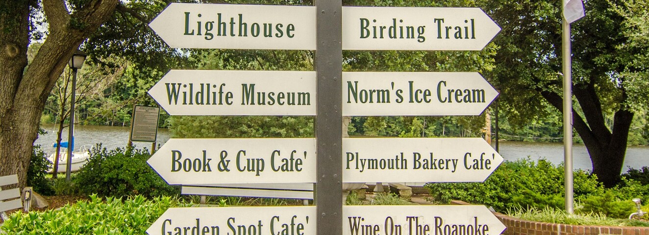 plymouth town street scenes