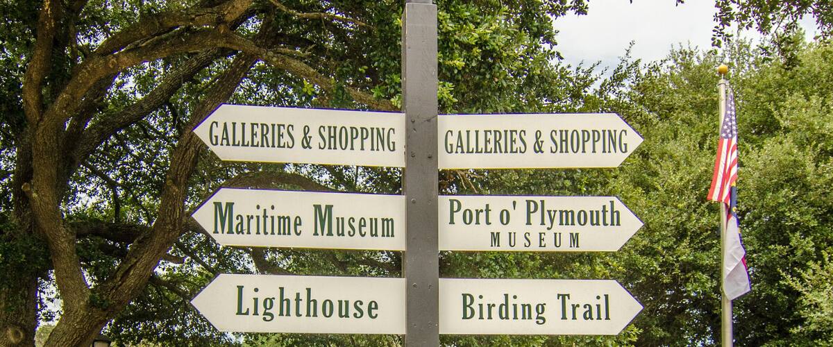 plymouth town street scenes