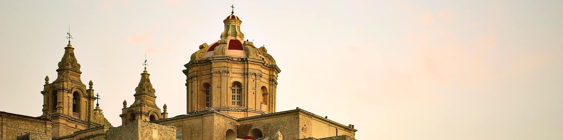 Mdina mostrando elementos del patrimonio, patrimonio de arquitectura y un castillo