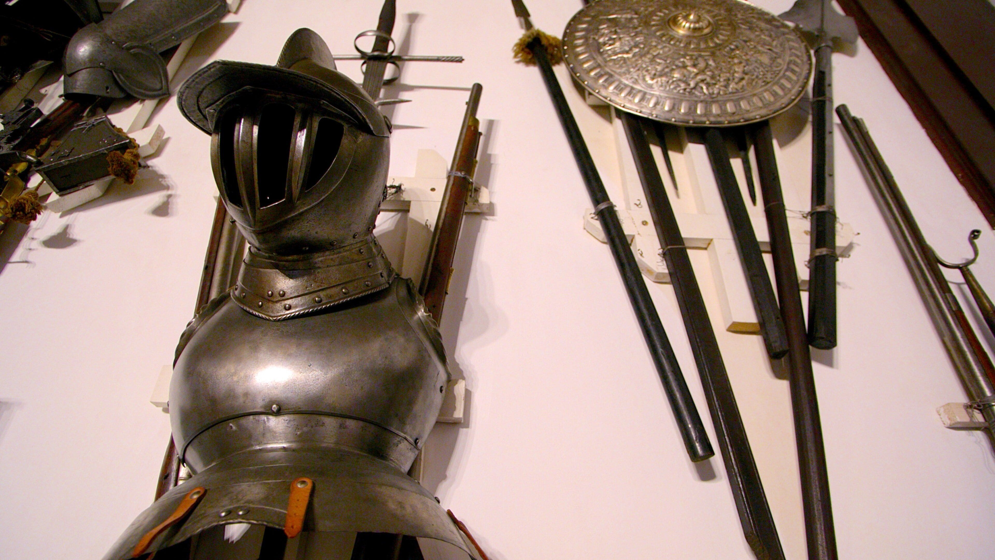 Sinaia featuring military items, a castle and interior views