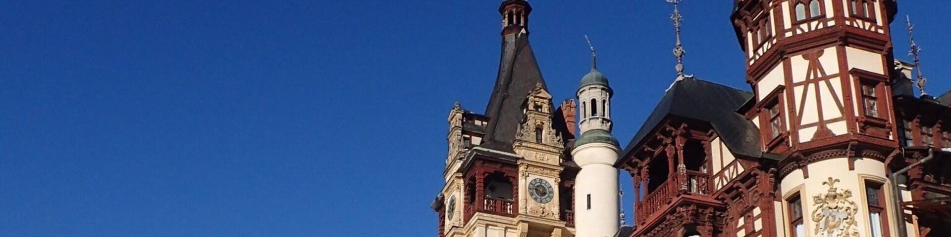 Peles Castle, Romania! This place honestly reminded me of Beauty and the Beast's castle... absolutely stunning, with beautiful weather for a winters day #stunningstructures