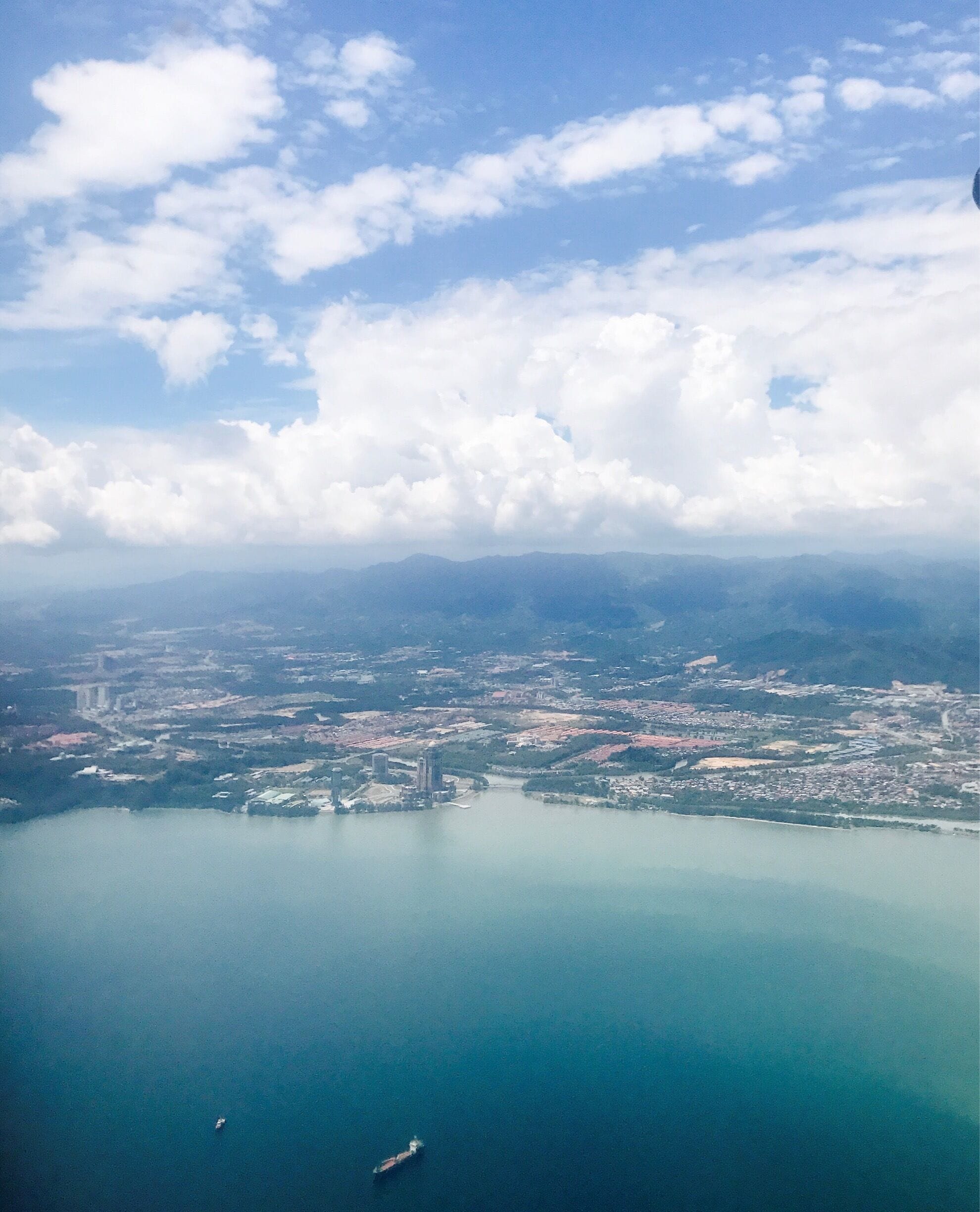 As we flew out. He view overlooking the beautiful Kota Kinabalu 👌
