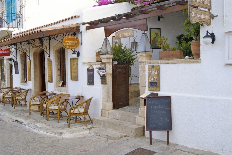 Koutouloufari Crete, Rahati Pancake Restaurant