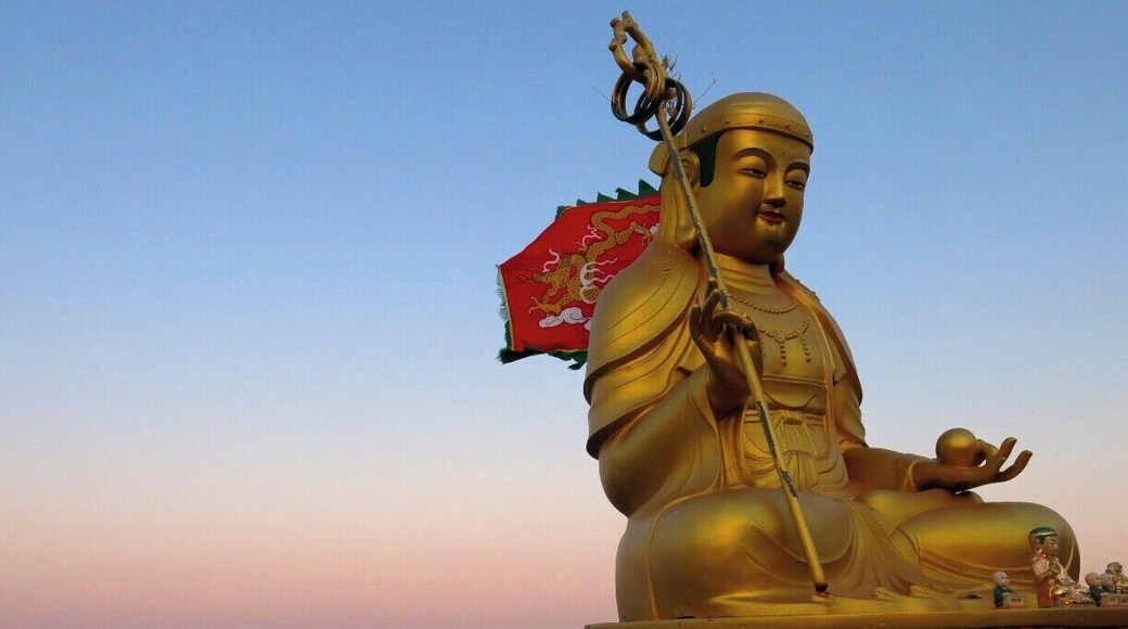 Sunset at Haedong Yonggungsa temple, Busan. This place is beautiful in and of itself, but its location right on the ocean just makes it that much more incredible.
For more on Korea's temples check out my blog:
http://journey-count.com/temples-seen-one-seen/