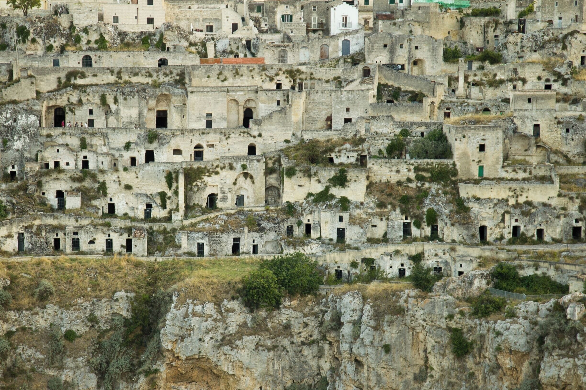 This houses, called "I sassi", are built on the hillside of a canyon thousand of years ago. You can visit the city and walk inside all this little caves or just enjoy the view of the town from the other side of the canyon.

Matera has been awarded the title of the 2019 European Capital of Culture in Italy.

#architecture