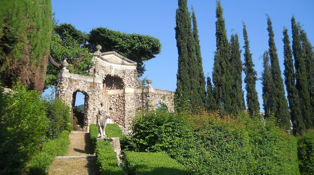 Pojega garden at Rizzardi villas in Negrar (Verona)