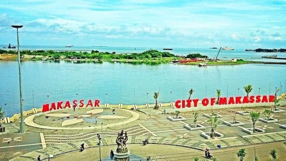 Pantai Losari #makassar #City #icon