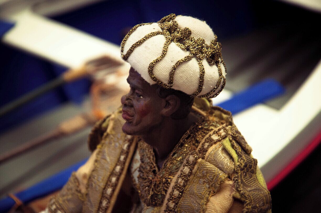 Procida is one of the Flegrean Islands off the coast of Naples in southern Italy. The island is between Cape Miseno and the island of Ischia. With its tiny satellite island of Vivara, it is a comune of the province of Naples, in the region of Campania. It's a particular of a nativity set on the island.