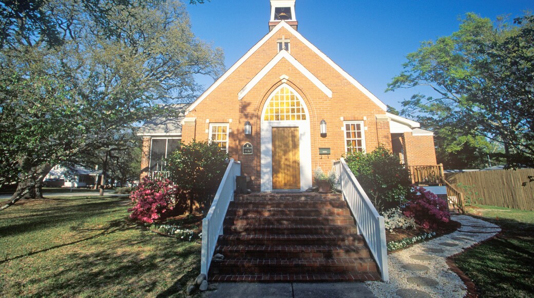 A spring day at the Brick Church in Southport North Carolina