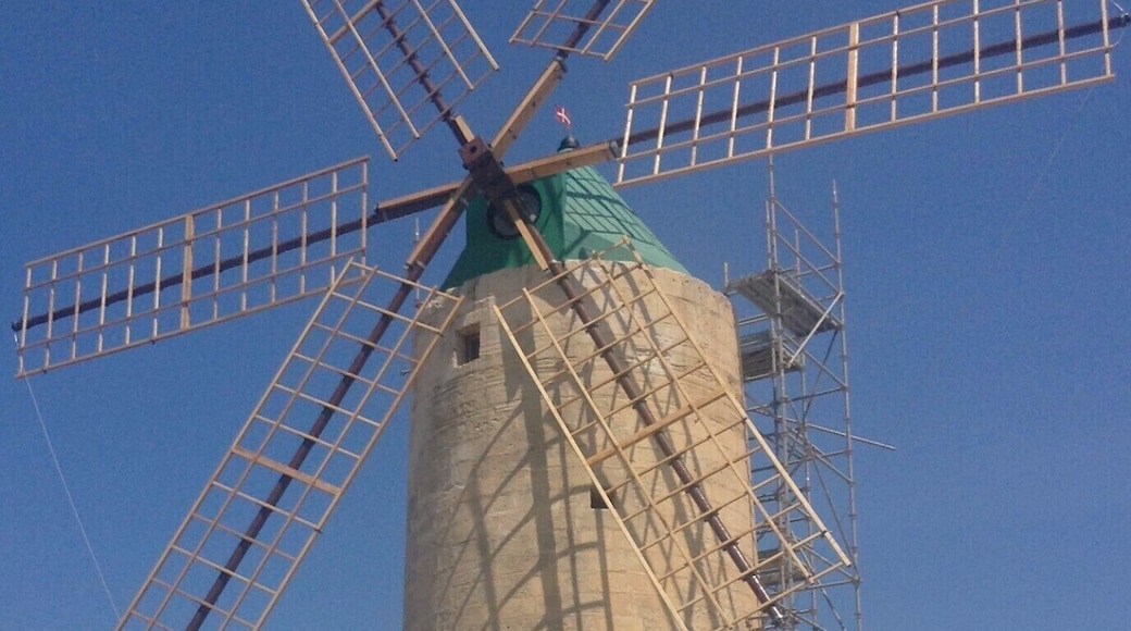 Old windmill in Xaghra, on the Island of Gozo.
It's only possible to visit with a combined ticket for the windmill and Ggantija temples is €9. Open between 9:00 and 16:30.
