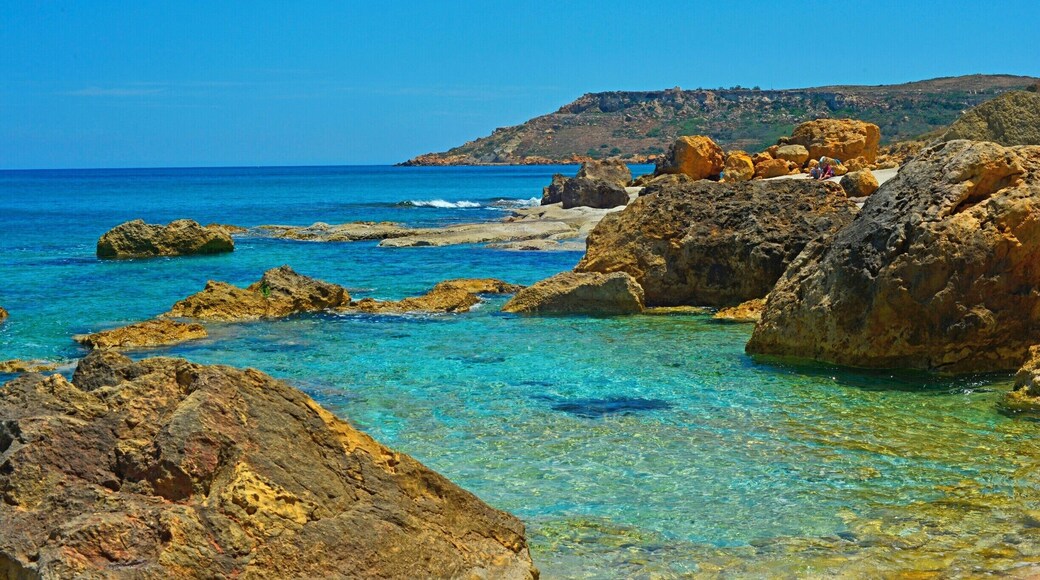 A beautiful yet slightly trecherous walk from Marsalforn to Ramla Bay reveals many sceenic views along the coastline