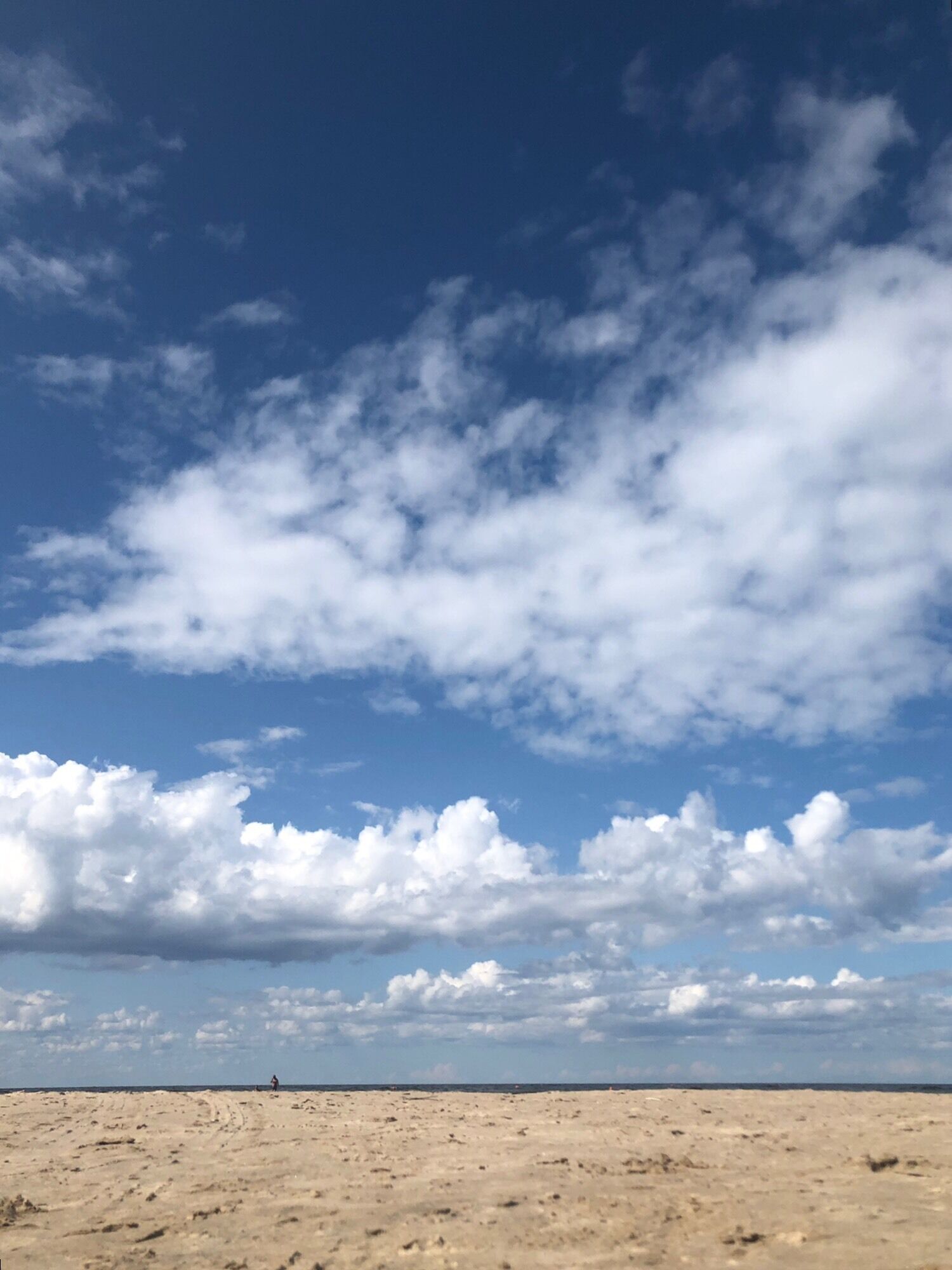 I just loved this beach and it’s salty wind ❤️