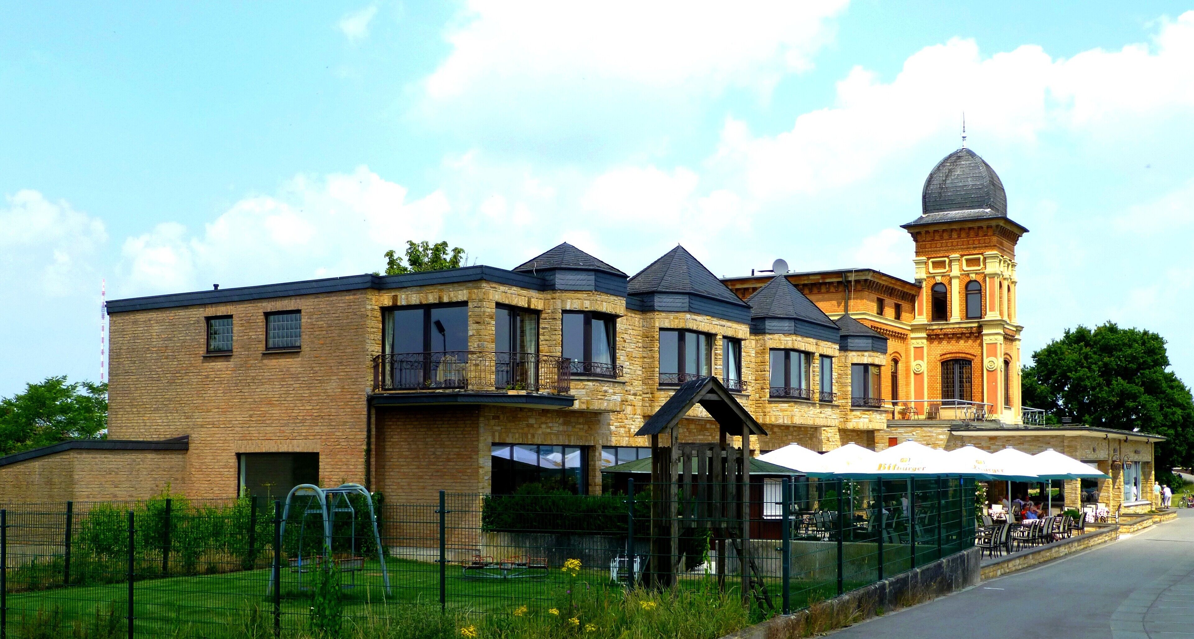 Büderich - Hotel-Restaurant "Wacht am Rhein"